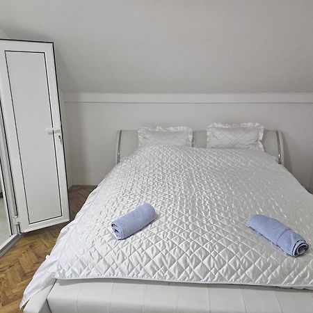 Vila Petunija Sjenica Ruang foto
