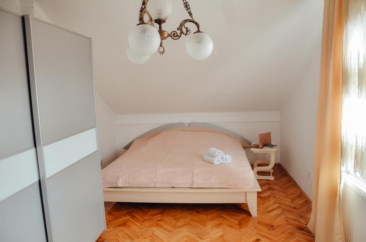 Vila Petunija Sjenica Bagian luar foto